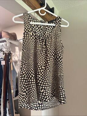 Cynthia Steffe Black and Cream Patterned Tank Top